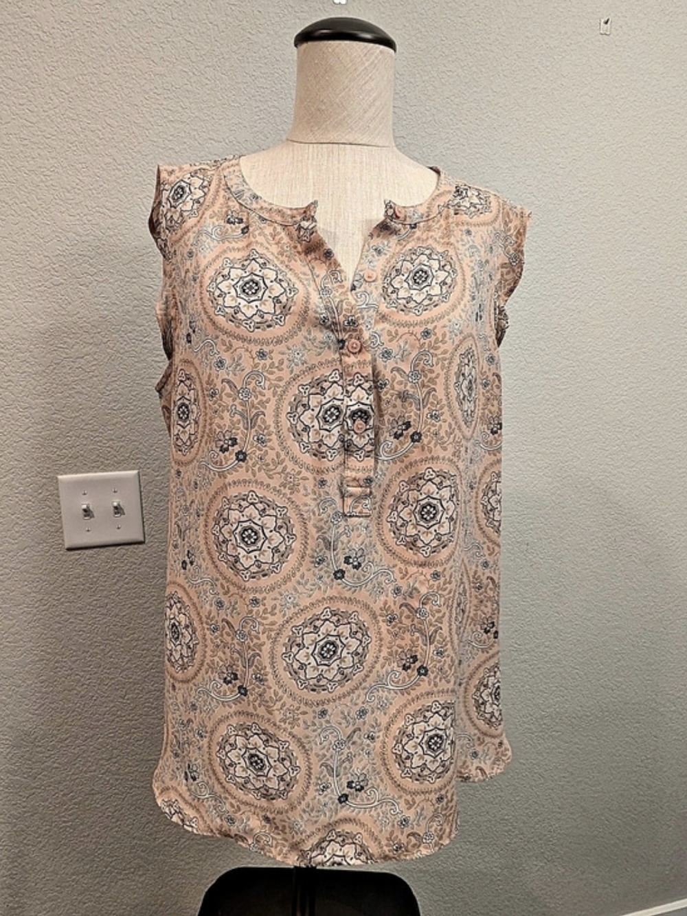 LOFT Paisley Blouse in Pink & Blue Size Medium Like New
